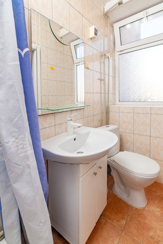 Полулюкс 2-местный 1-комнатный (семейный+ север корп.1)