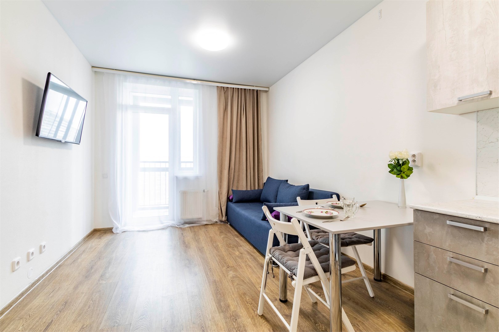 BeGuest на Крауля 89А