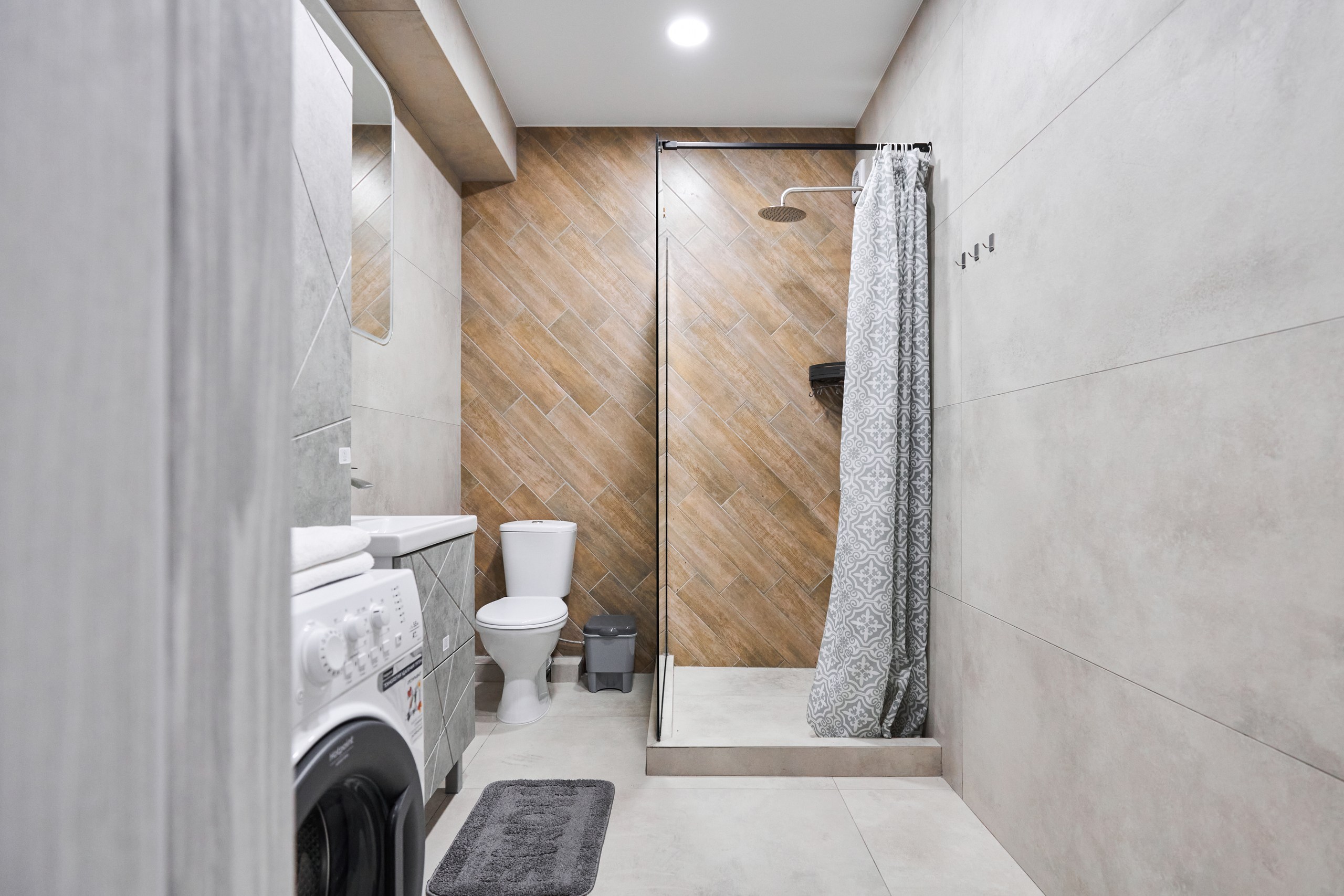 Апартаменты 5-местный 2-комнатный (с  кухней, Монако 102)