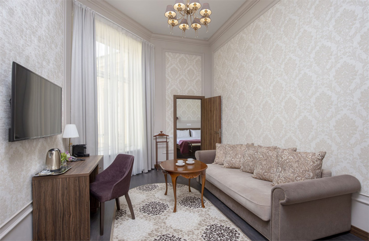 Фотография Люкс 2-местный 2-комнатный с видом во двор