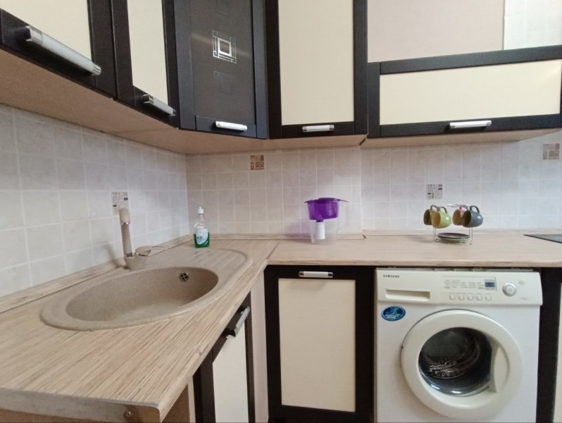 EasyRent Революционная,7