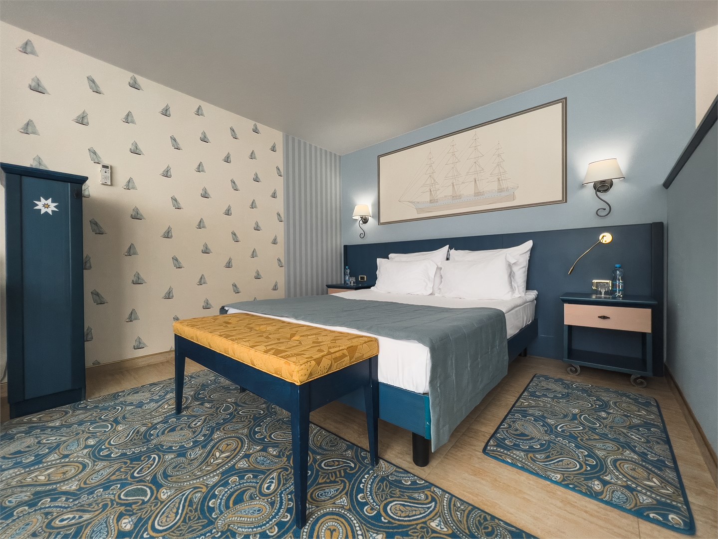 Сюит 4-местный 2-комнатный (премиум)