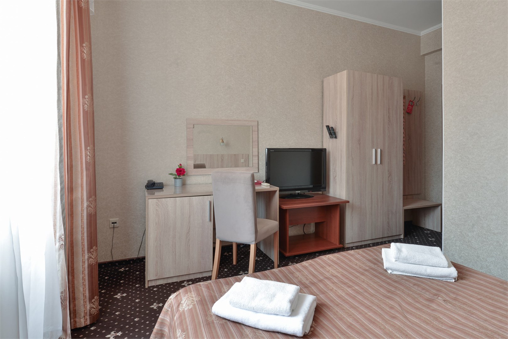 Стандартный 2-местный (с балконом, до 3 гостей)