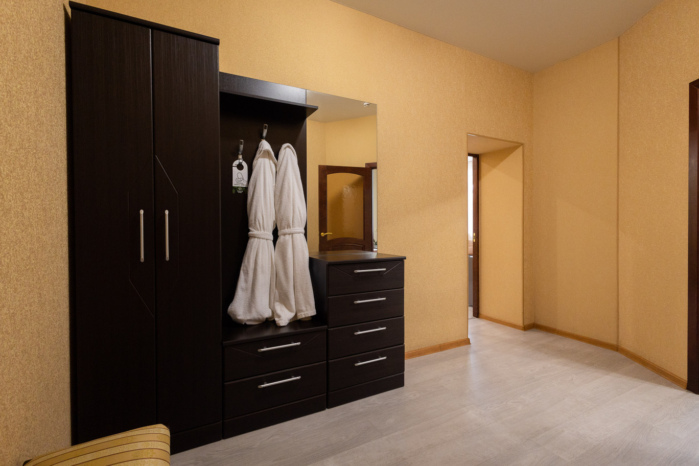 Люкс 2-местный 2-комнатный (корпус 2)