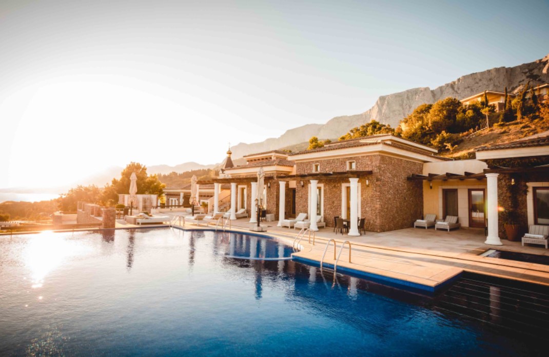 «Крымский Бриз Hotel & Villas» отель