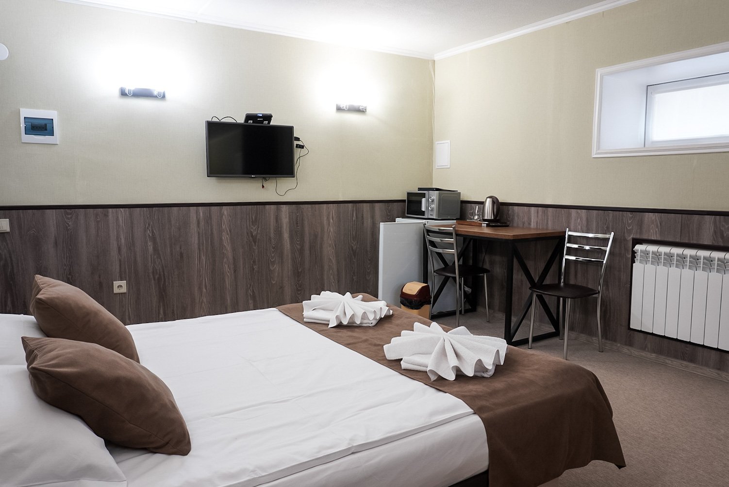 Стандартный 2-местный 1-комнатный DBL (цокольный этаж)