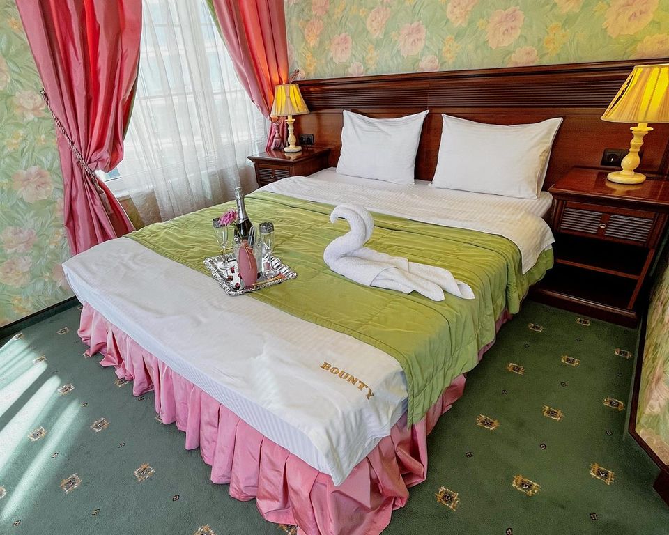 Люкс 3-местный 2-комнатный (вид на море)