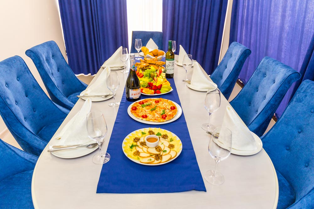 Золотой якорь(Гудаута)