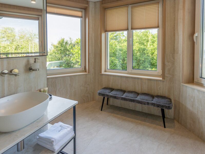 Люкс 2-местный 1-комнатный (с видом на море, 4*)