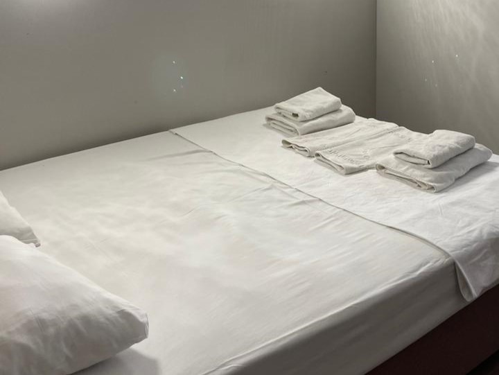 Семейный Эконом 3-местный 2-комнатный (без балкона, территория Солнечный берег, корпуса Солнечный, Жемчужный, Радужный, Янтарный, Лунный)