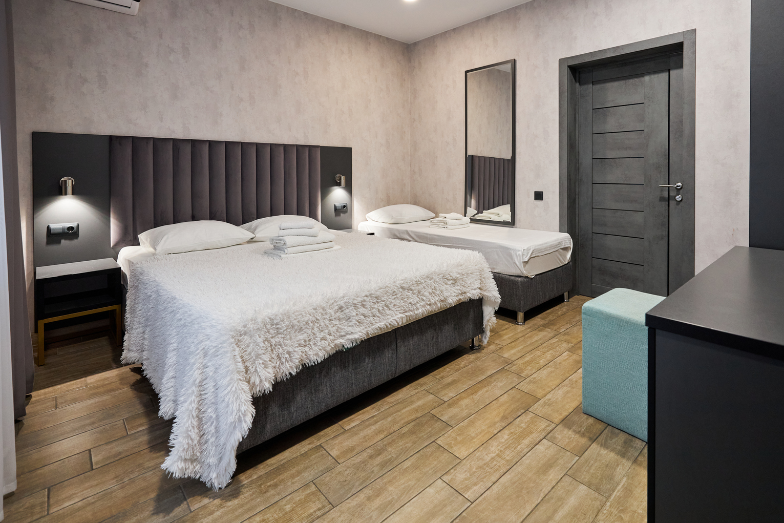 Джуниор сюит 3-местный 1-комнатный