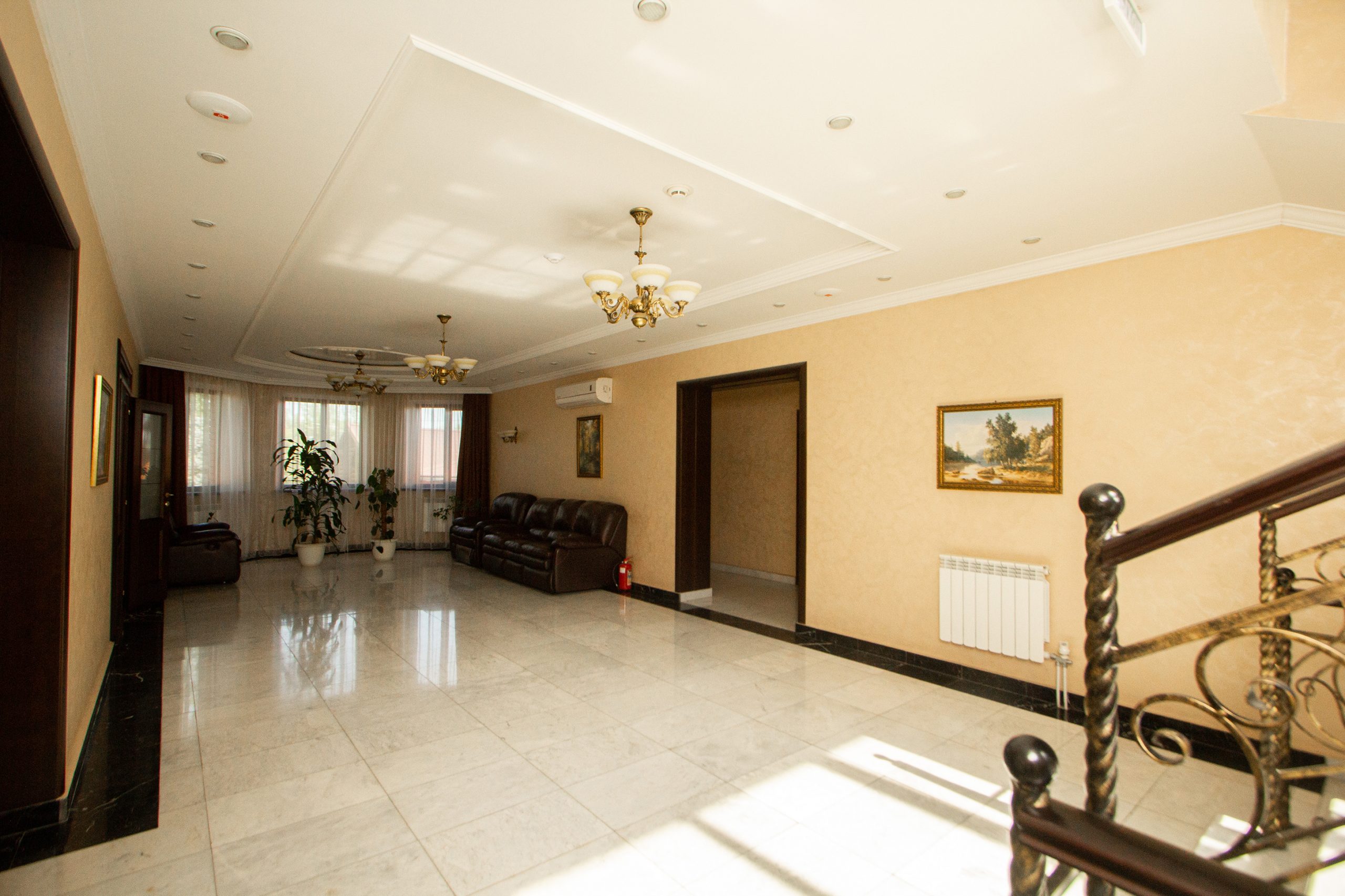 Михеев Тополиная 7 (бывшая Zaykovo)