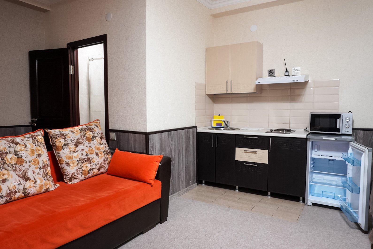 Студио 4-местный 1-комнатный