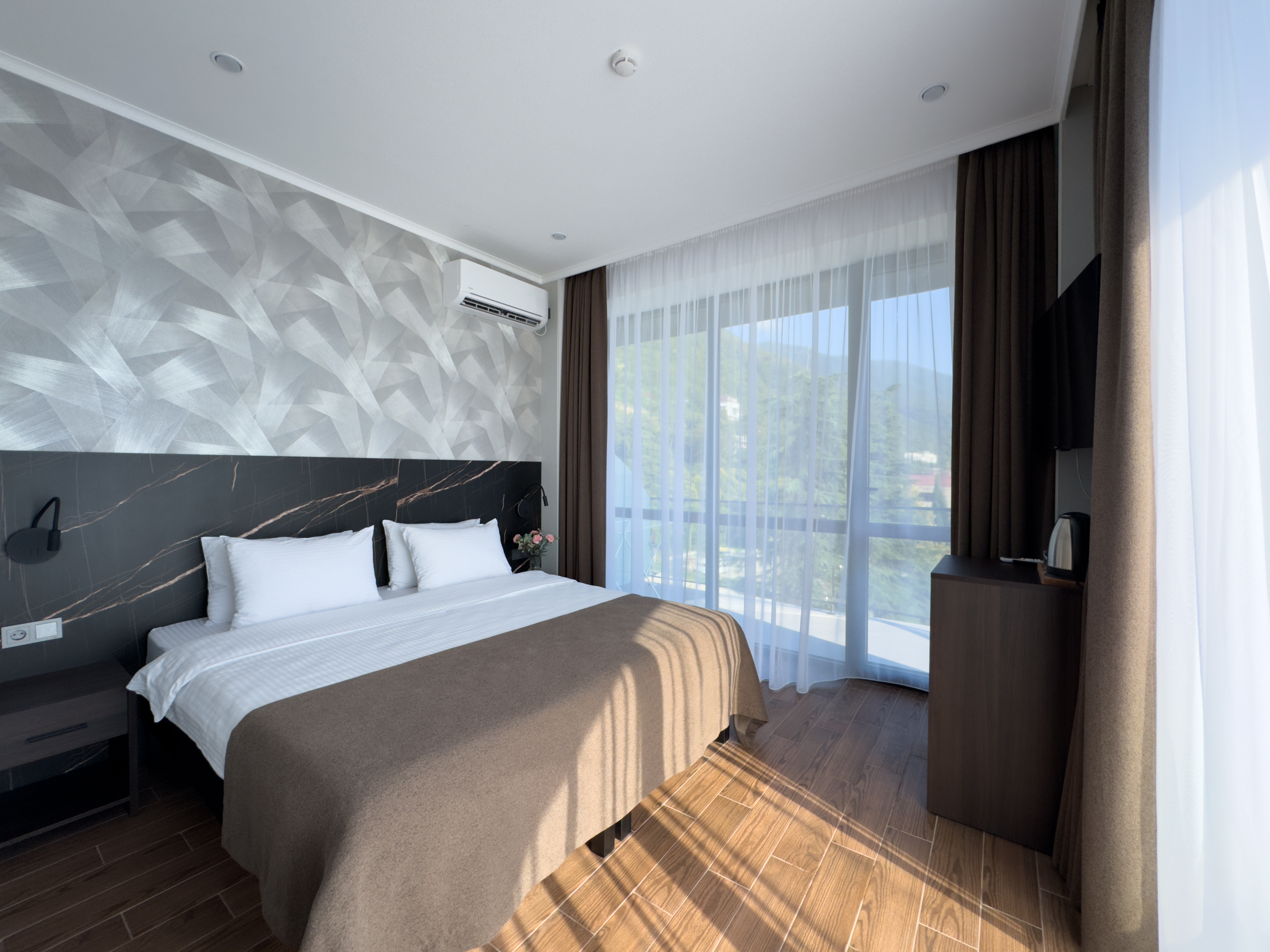 Royal Riviera (Гагра)