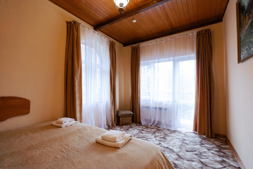 Улучшенный 2-местный 2-комнатный (с балконом)