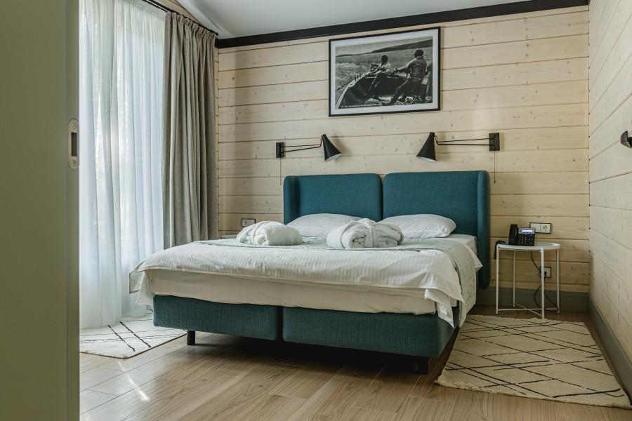 Люкс 4-местный 3-комнатный(апартаменты, 4*)