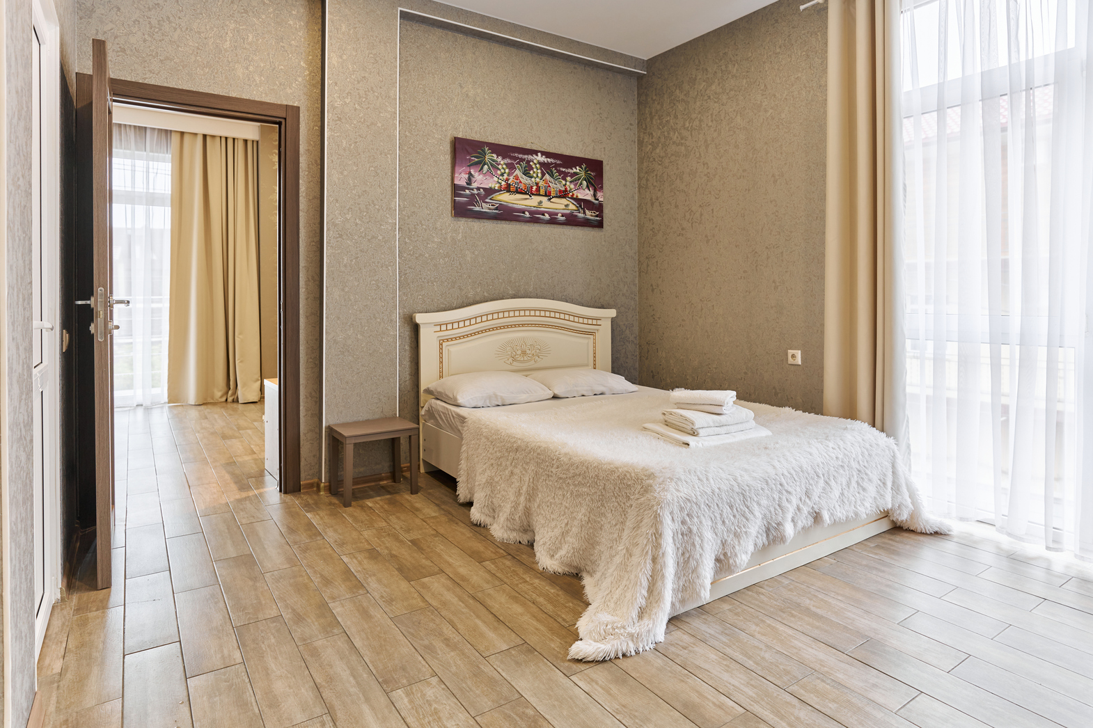 Джуниор Сюит 6-местный 2-комнатный (с доп. местом)