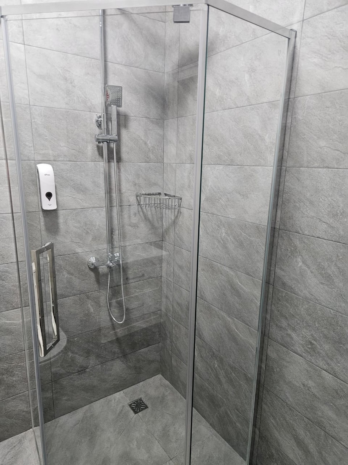 Апартаменты 4-местный 1-комнатный (с видом на двор)