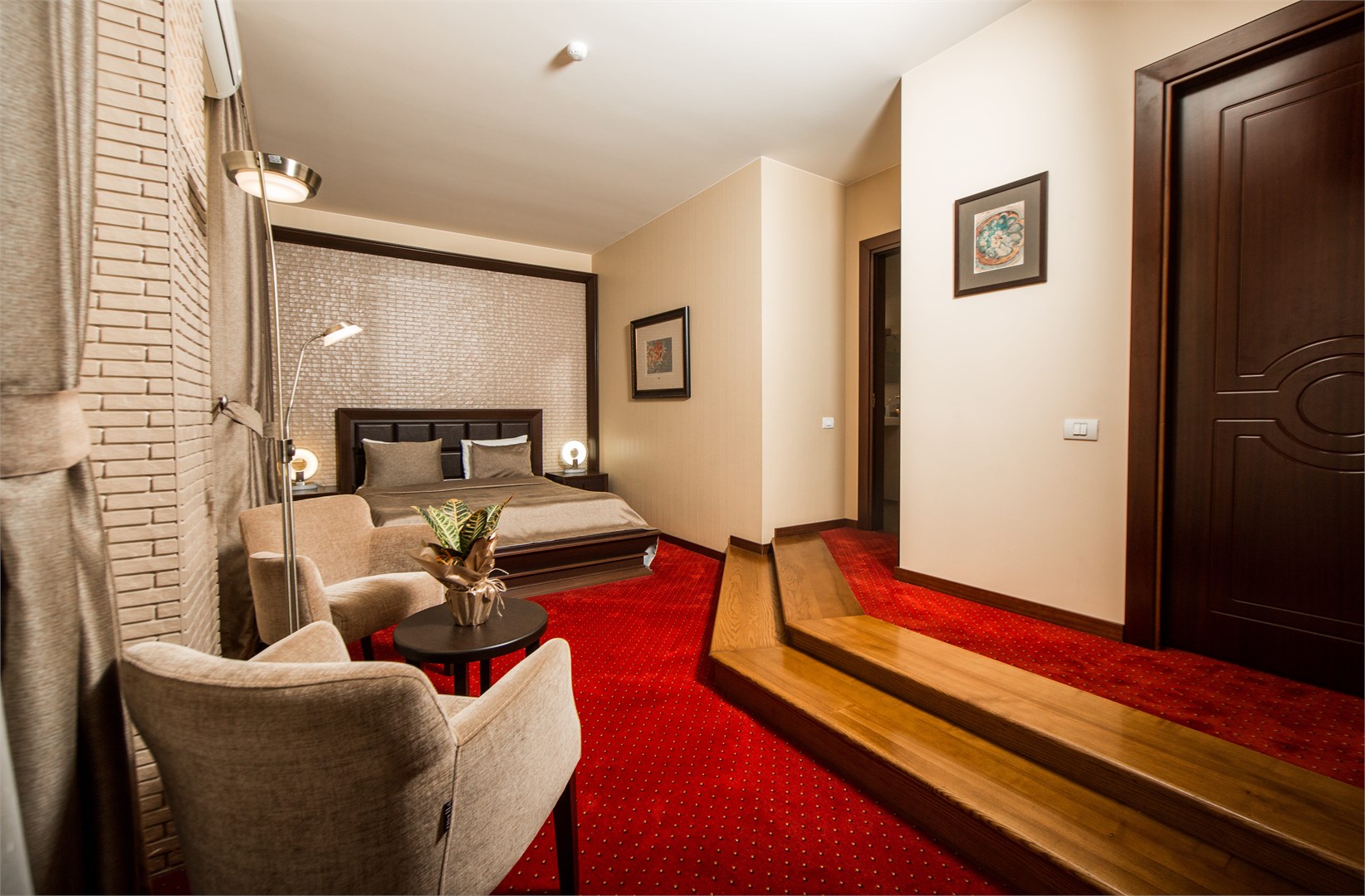 Фотография Lux 2-местный