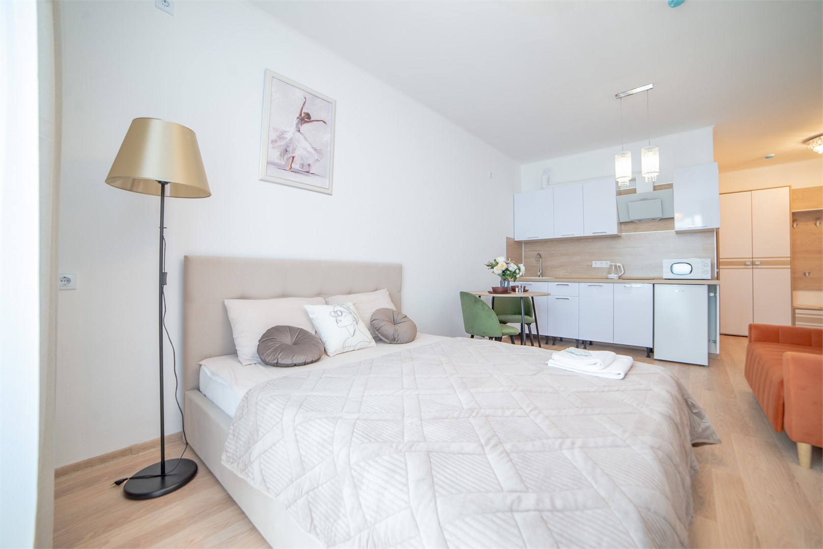 BeGuest на Репина 77