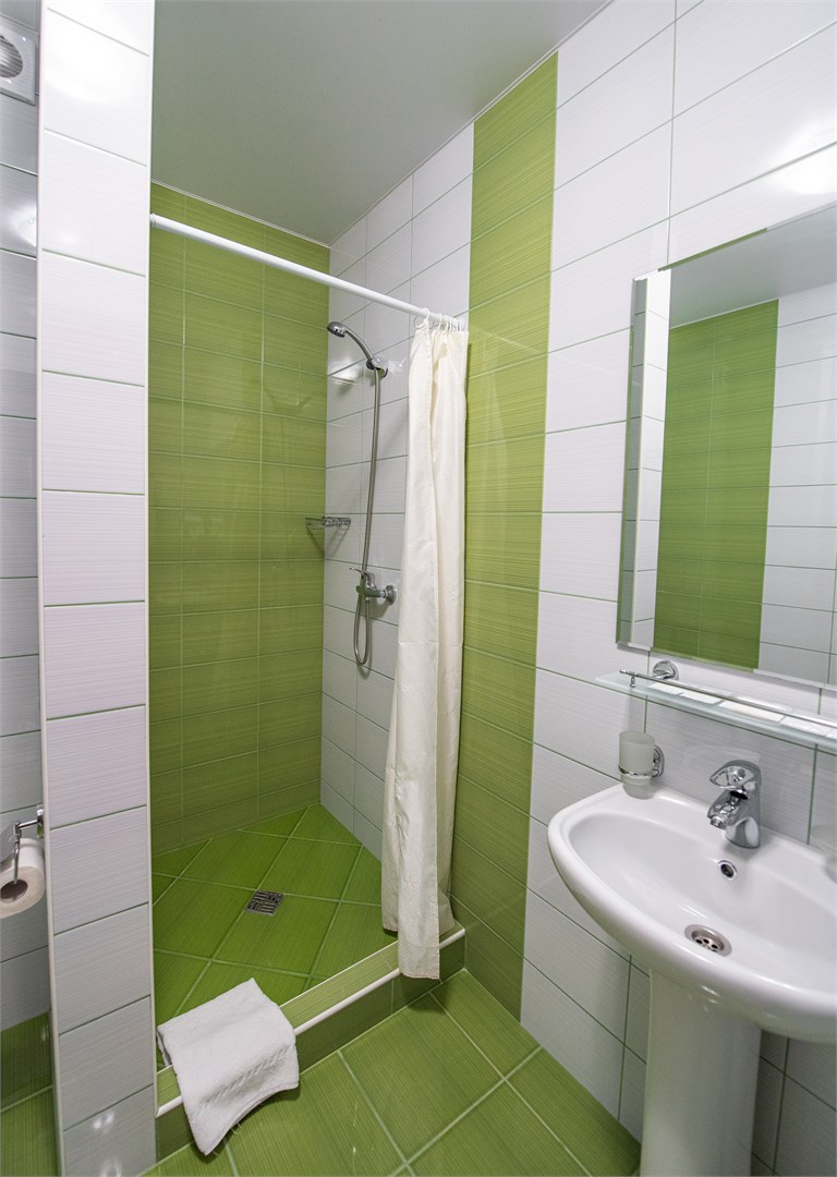 Стандартный 4-местный улучшенный (с балконом)