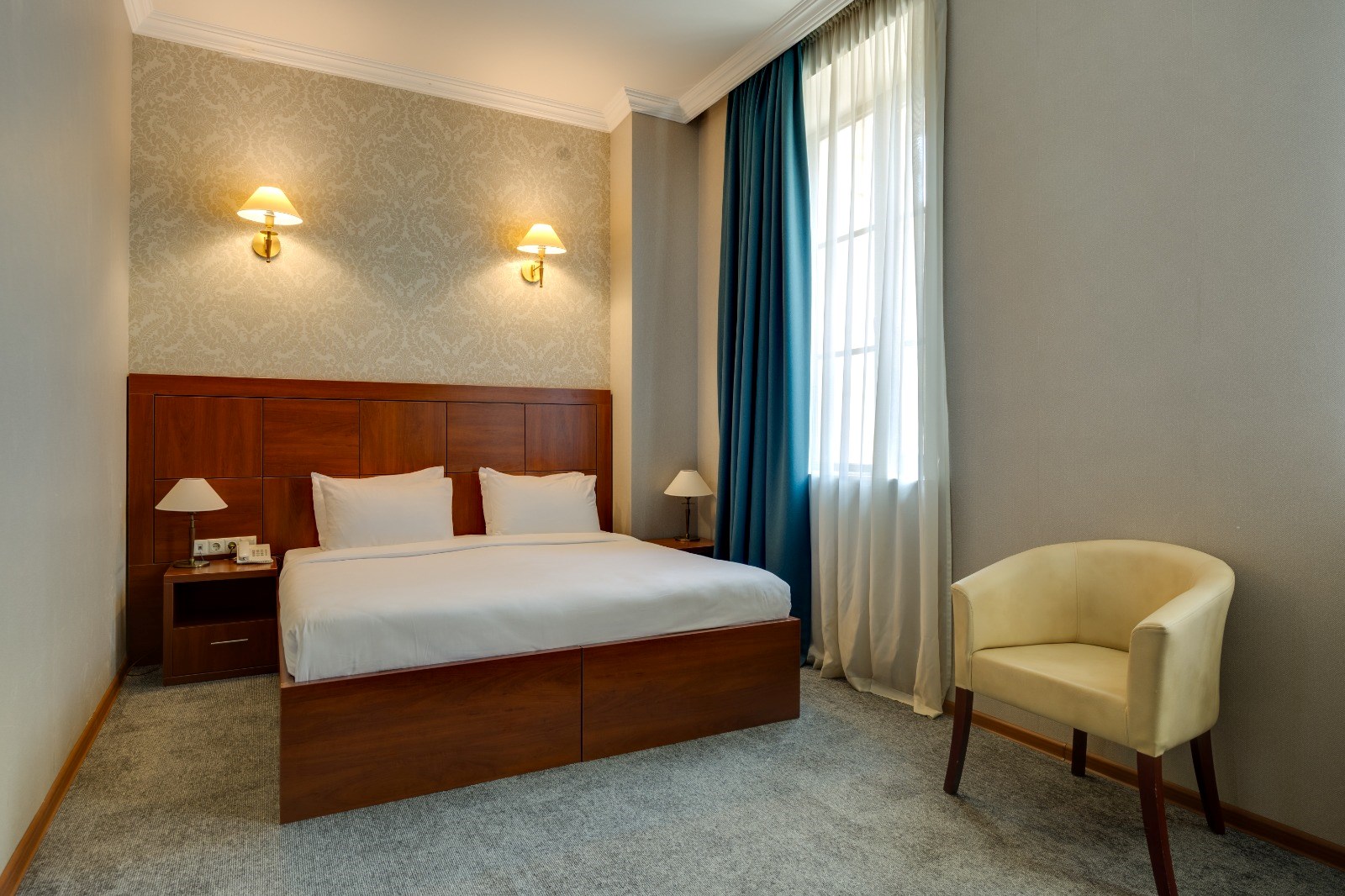 Astoria 4* Hotel