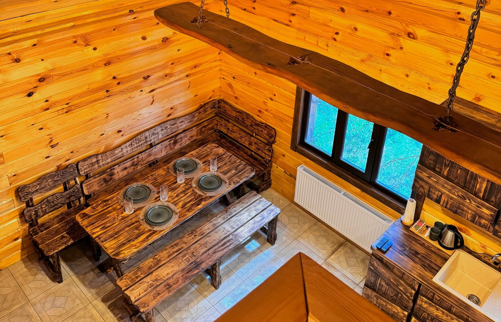 Дом 4-местный 2-комнатный (с баней и банным чаном)