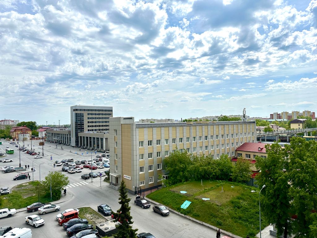 Компас Первомайская 60к1