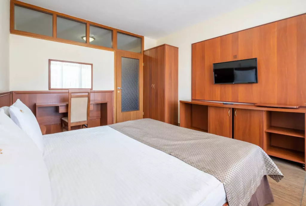 Комфорт 2-местный (вид на море, корпус 4)