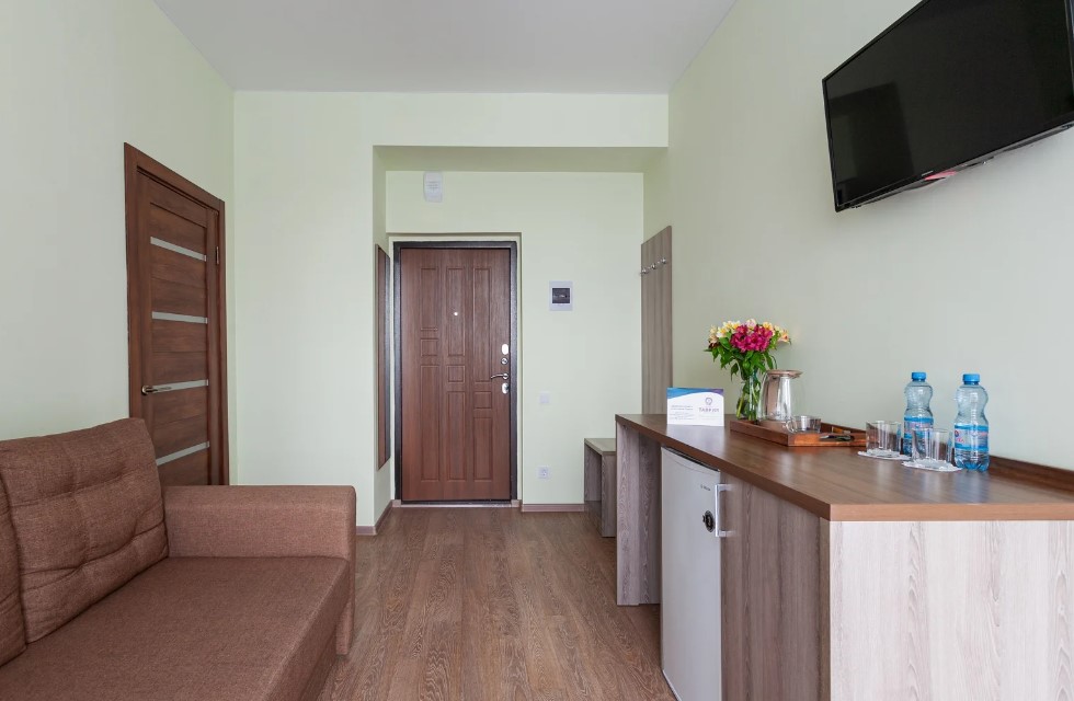 Люкс 2-местный 2-комнатный (без балкона)