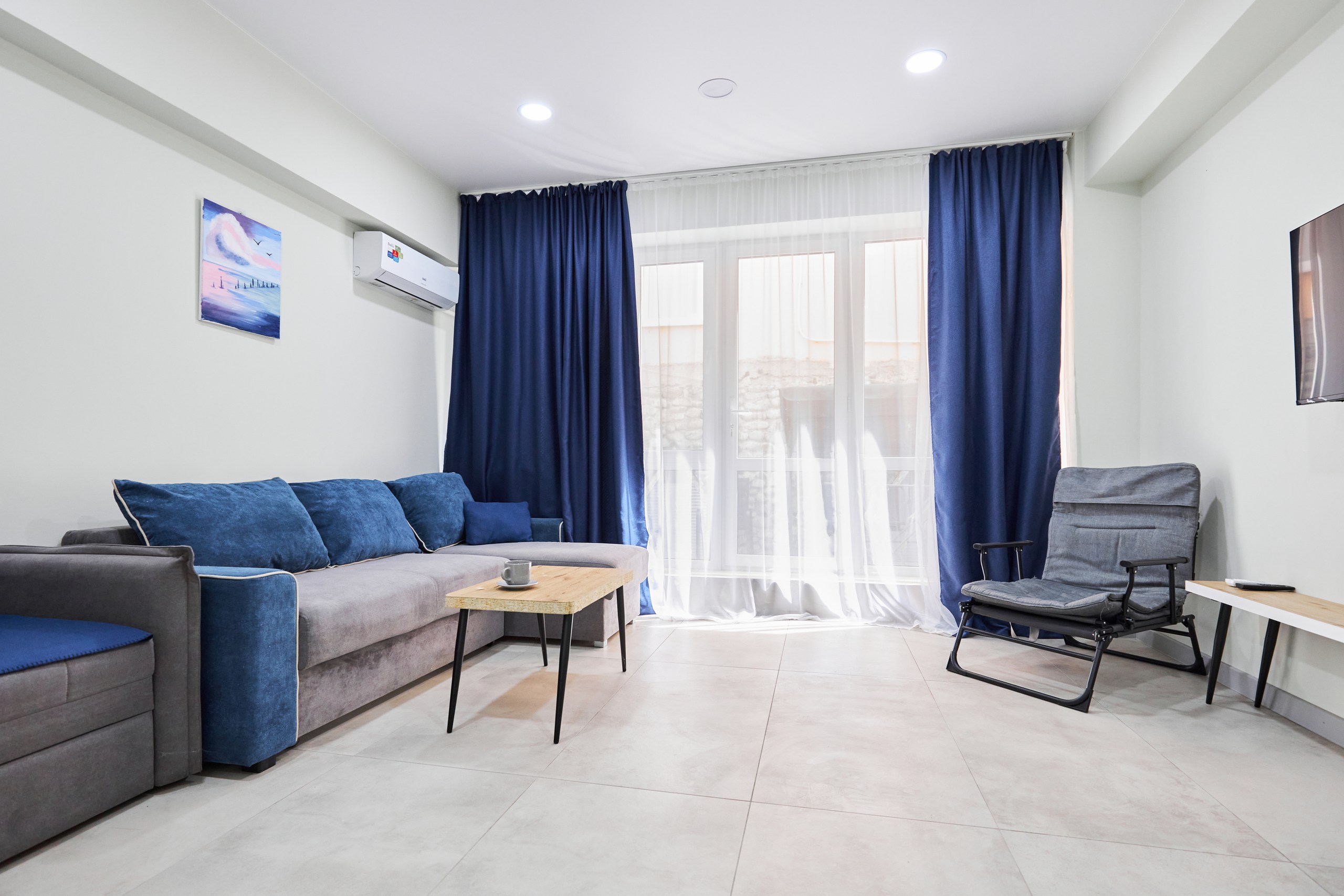 Апартаменты 5-местный 2-комнатный (с  кухней, Монако 102)