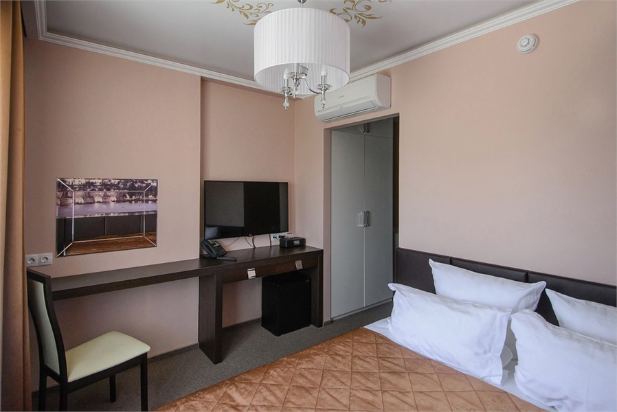 APARTELLO на Толстого