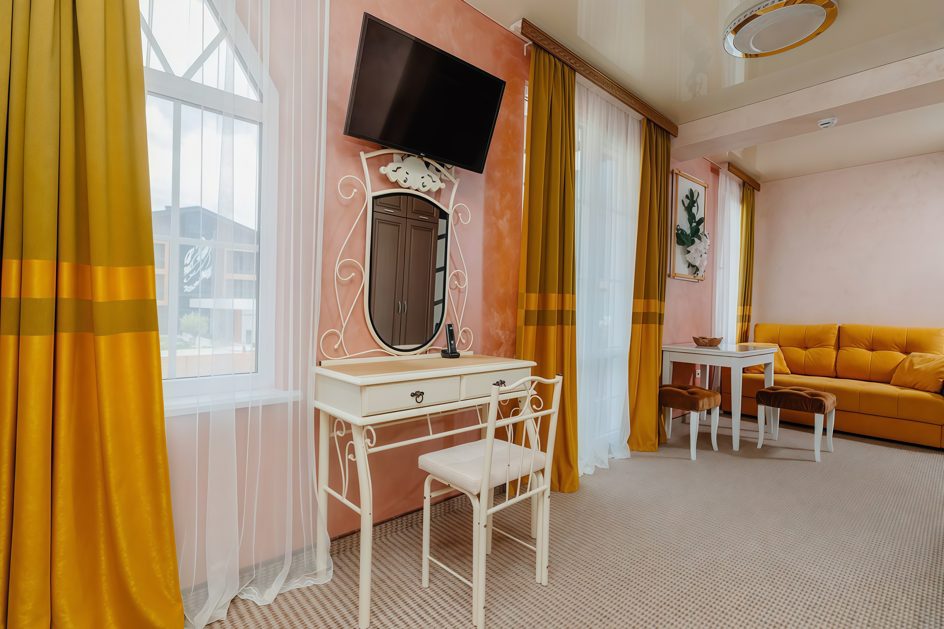 Семейный  Полулюкс 2-местный 1-комнатный