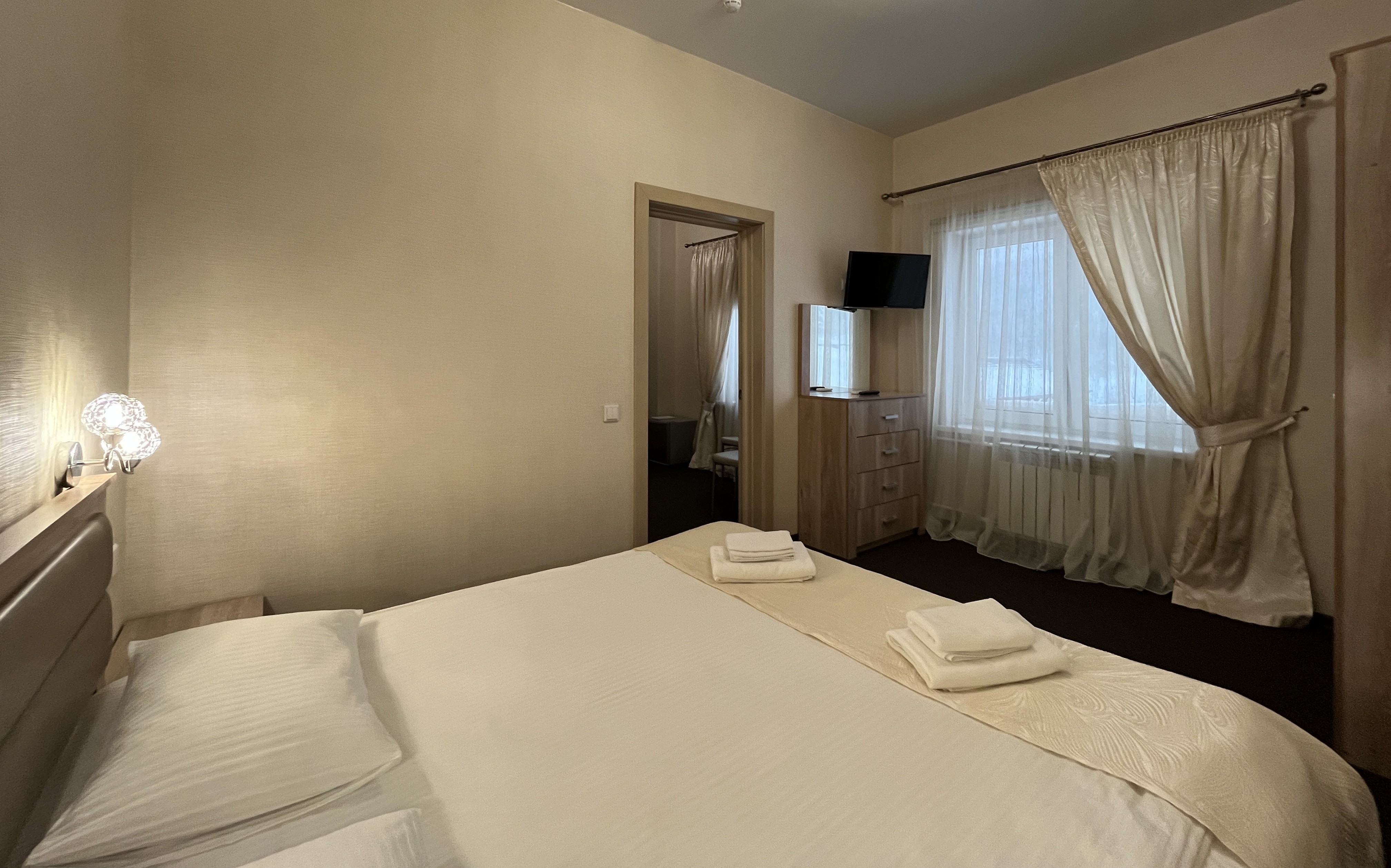 Люкс семейный 2-местный 2-комнатный