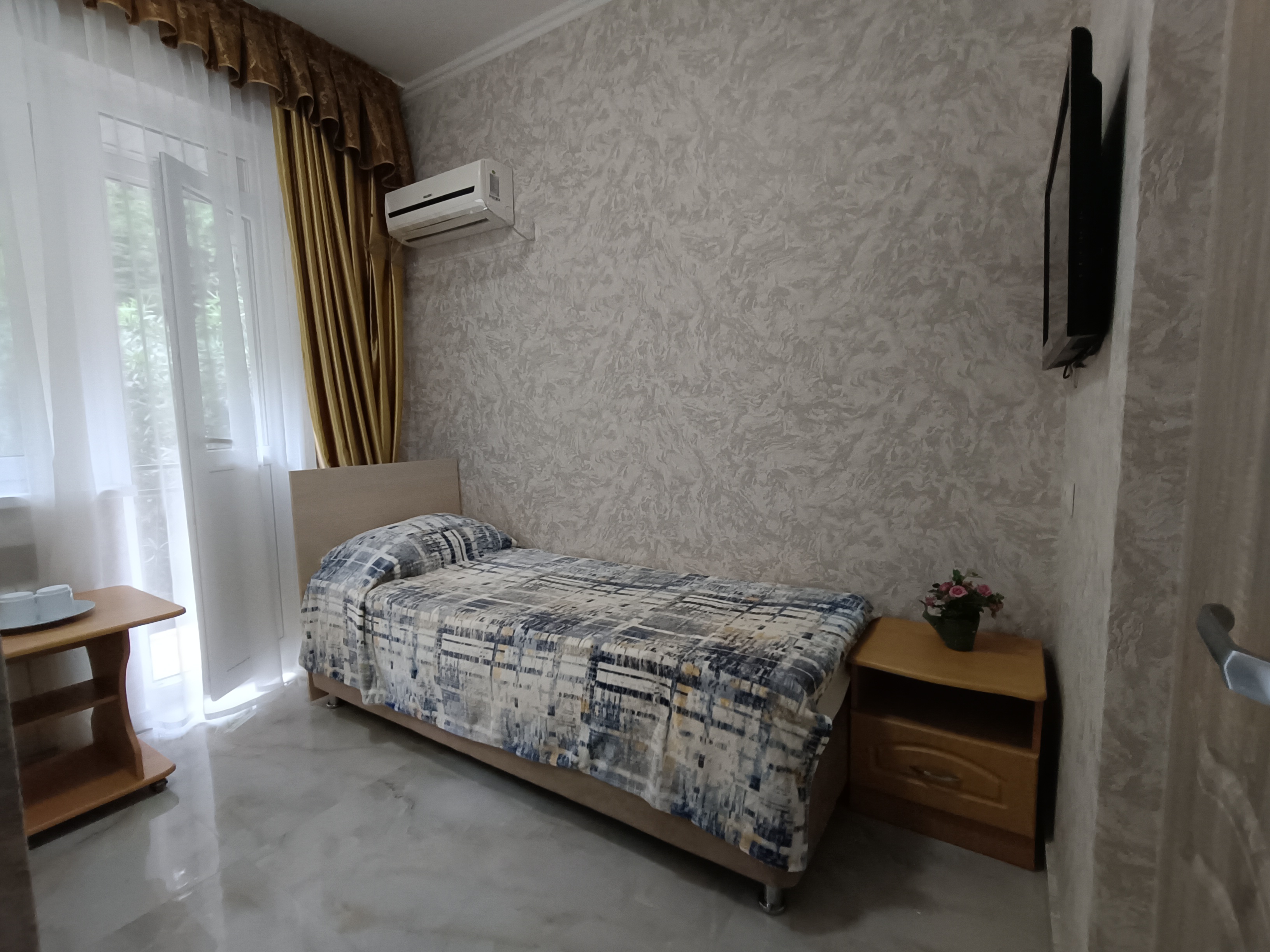 Номер 1-местный 1-комнатный (с балконом)