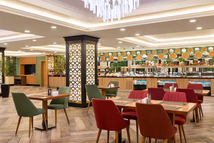 Wyndham Hotel Baku (бывш. Rich Hotel)