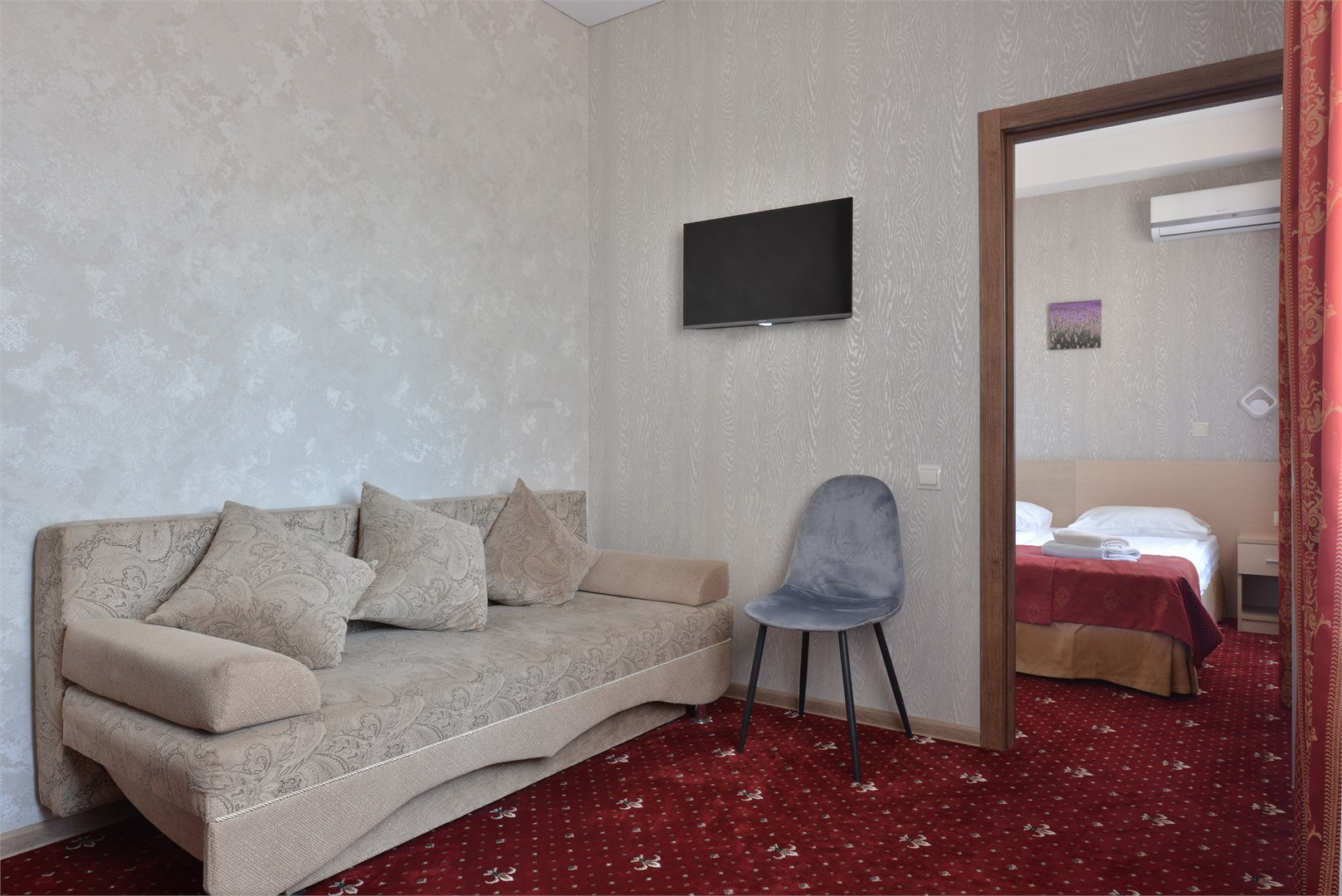 Люкс 4-местный 2-комнатный