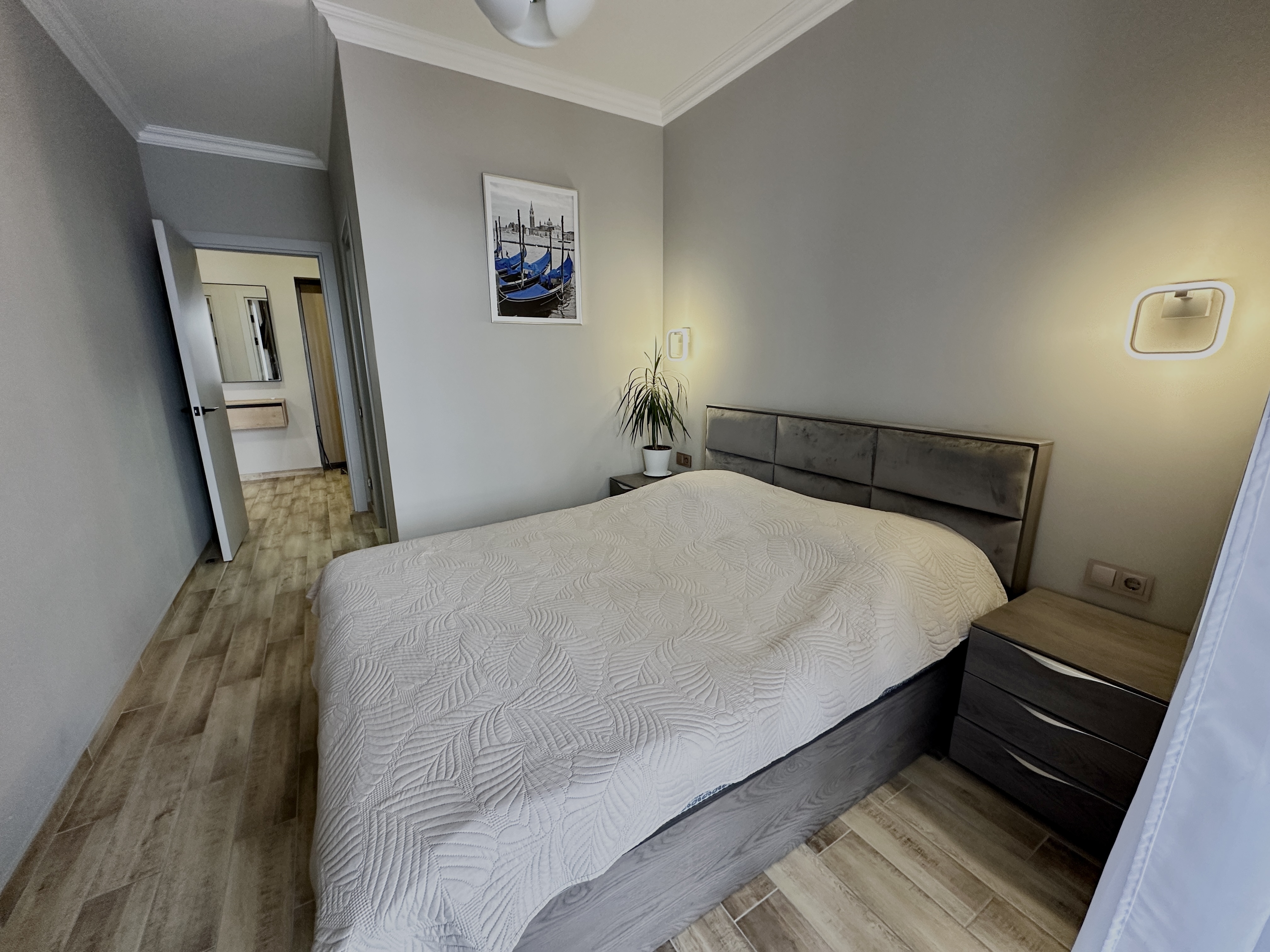 Izi Home Топоркова 4