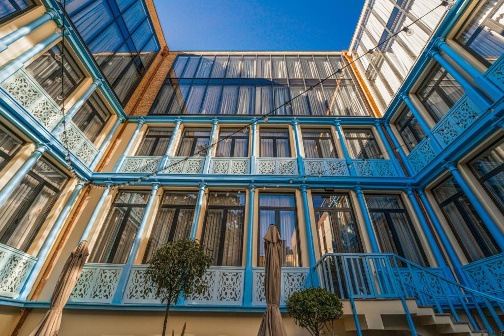 Makmani Hotel