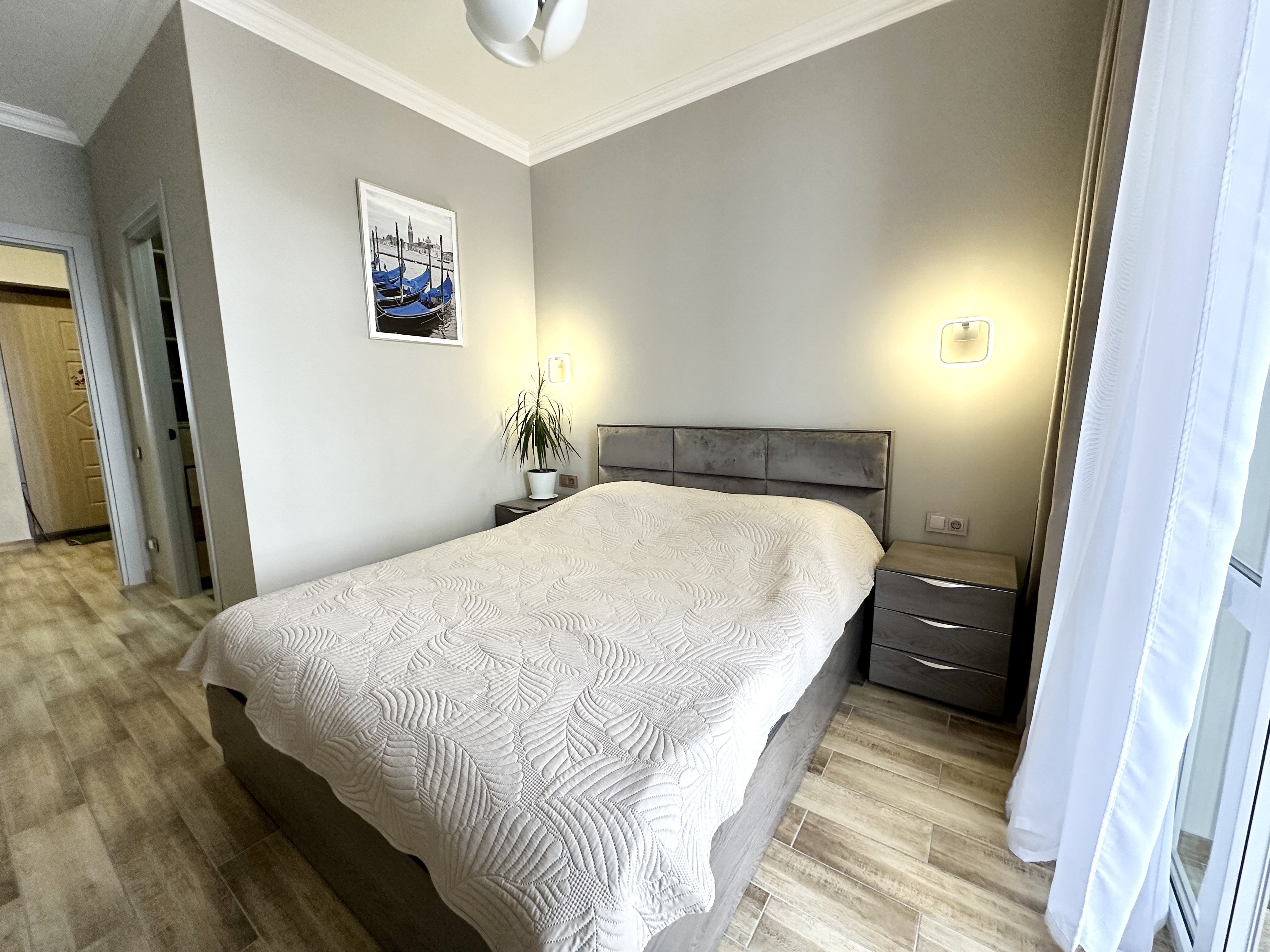 Izi Home Топоркова 4