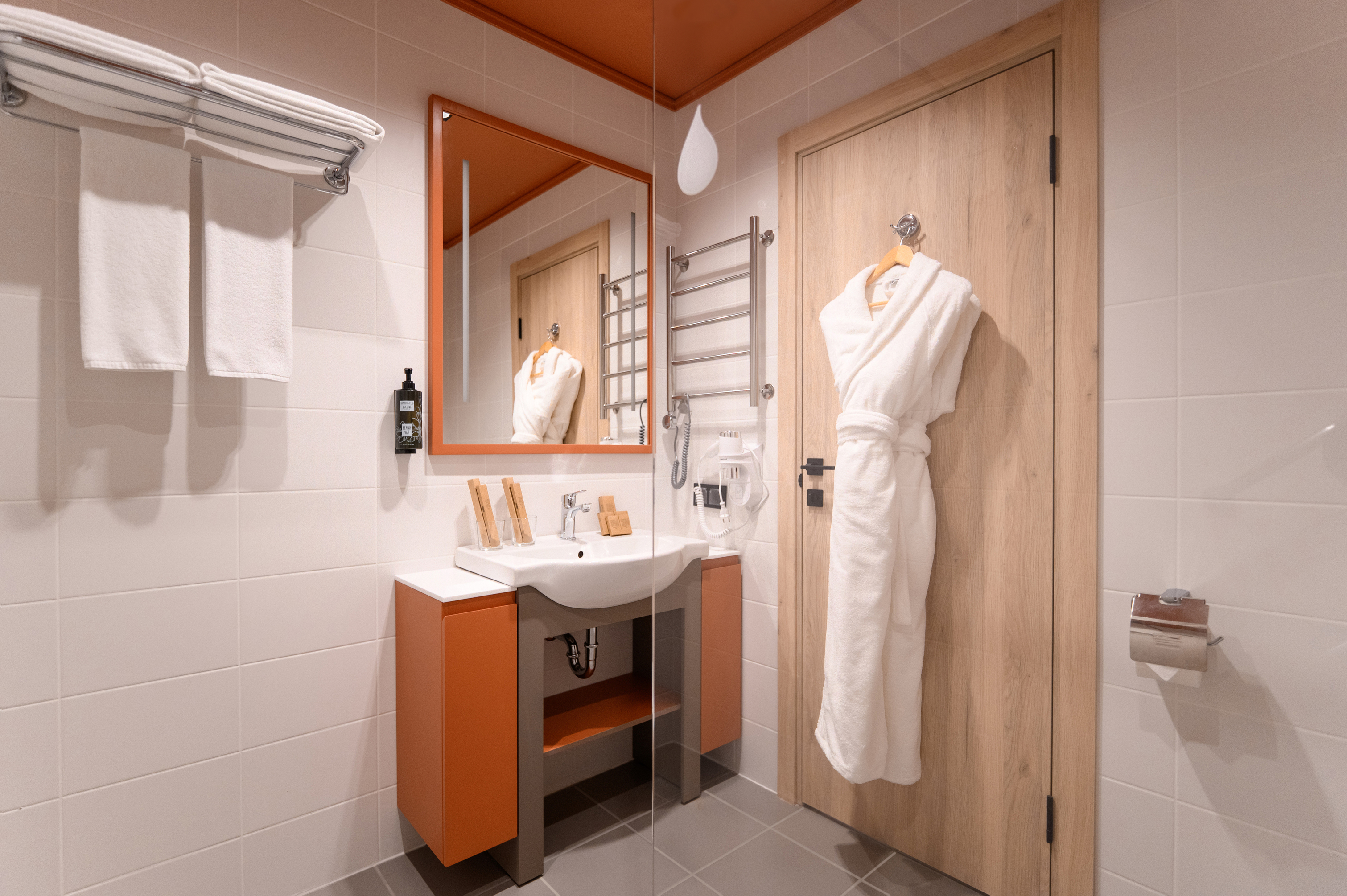 Супериор 2-местный (DBL/TWIN)