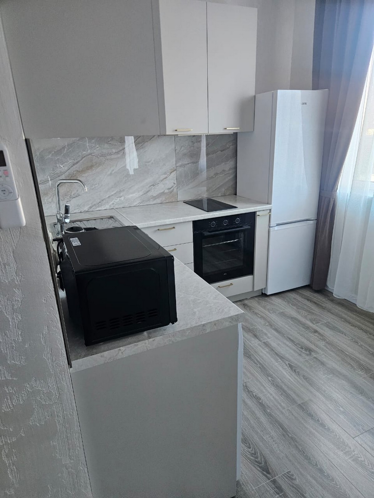 Апартаменты 4-местный 1-комнатный (с балконом)