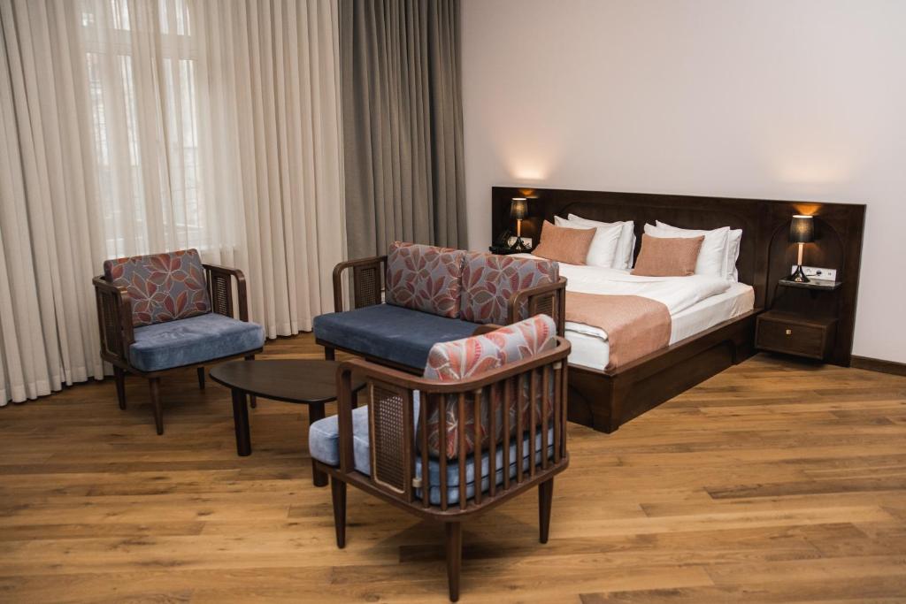Makmani Hotel