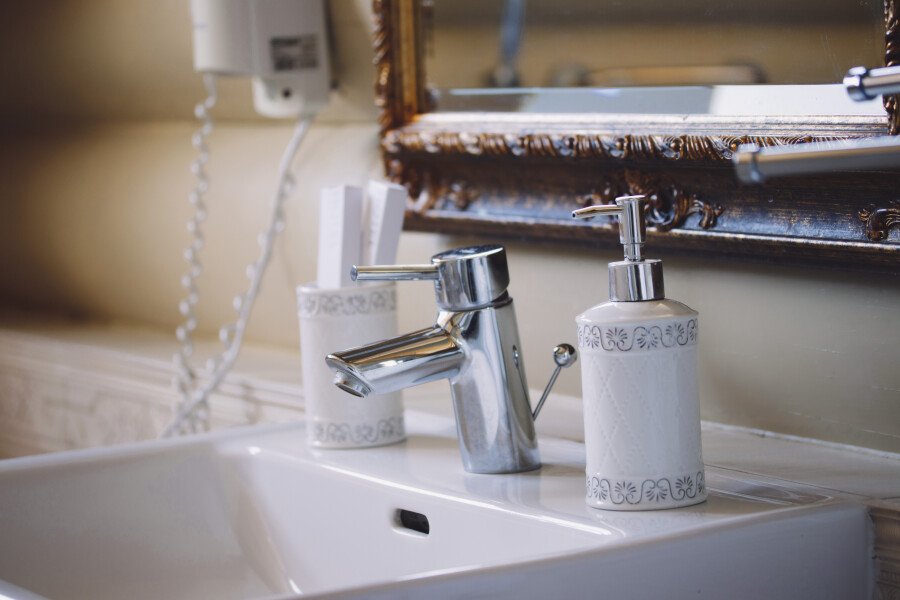 Джуниор Сюит 2-местный 1-комнатный (3*, корпус 1)