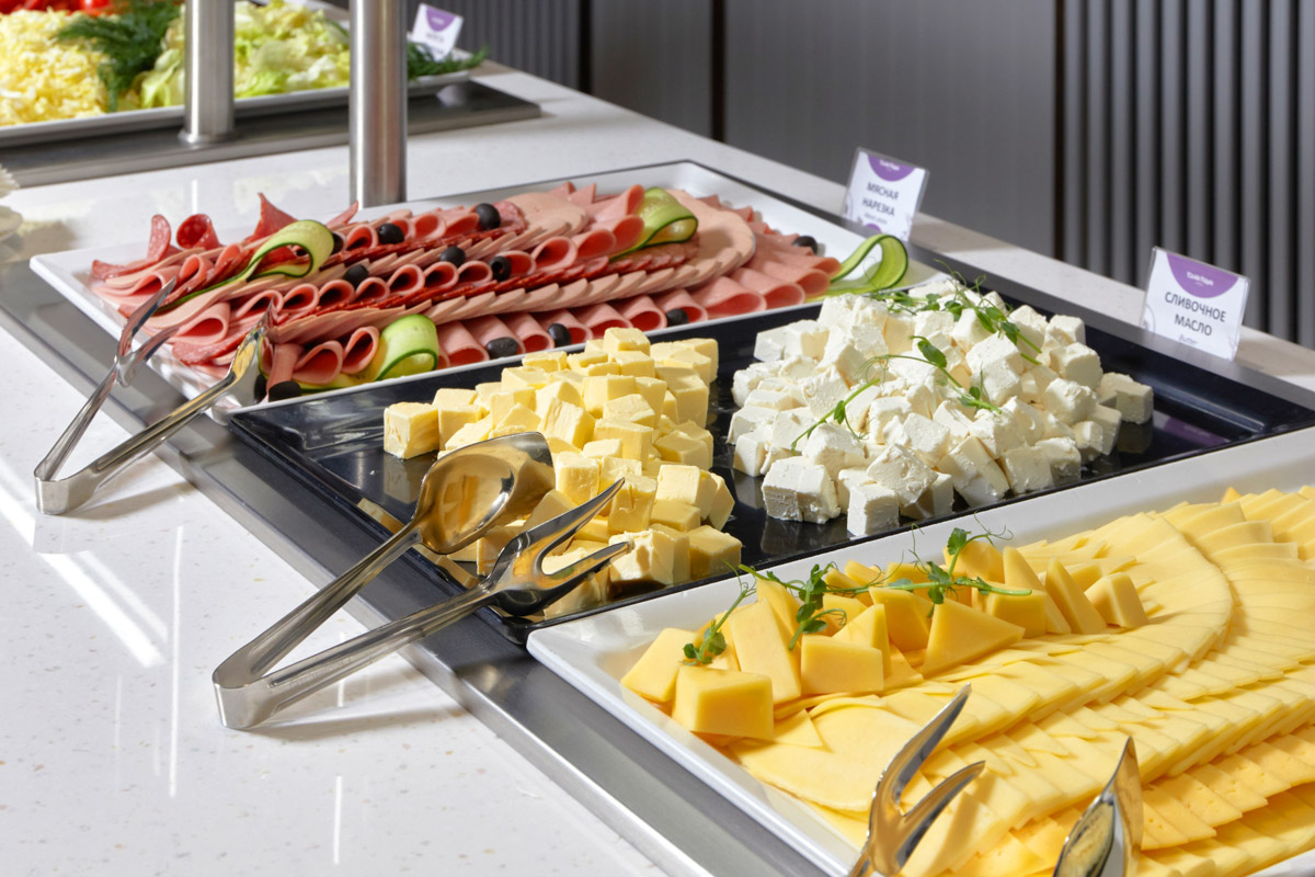 Ресторан шведской линии Бриз