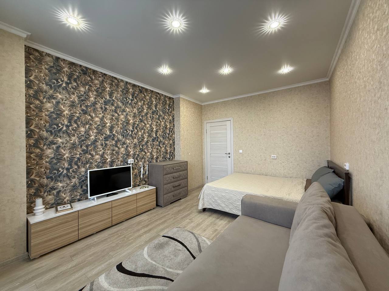HOME HOTEL улица Кирова, 225