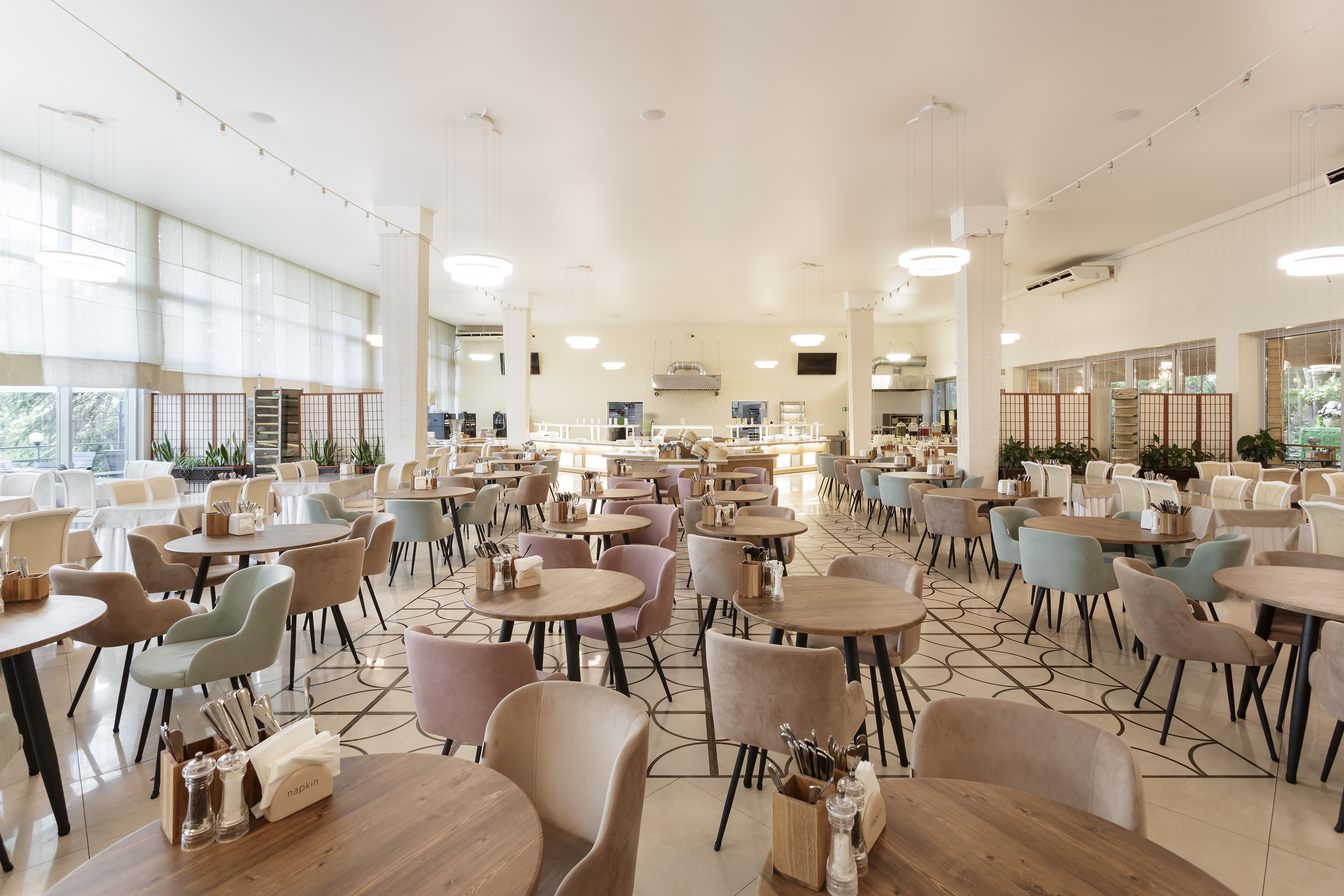 3Ресторан зал