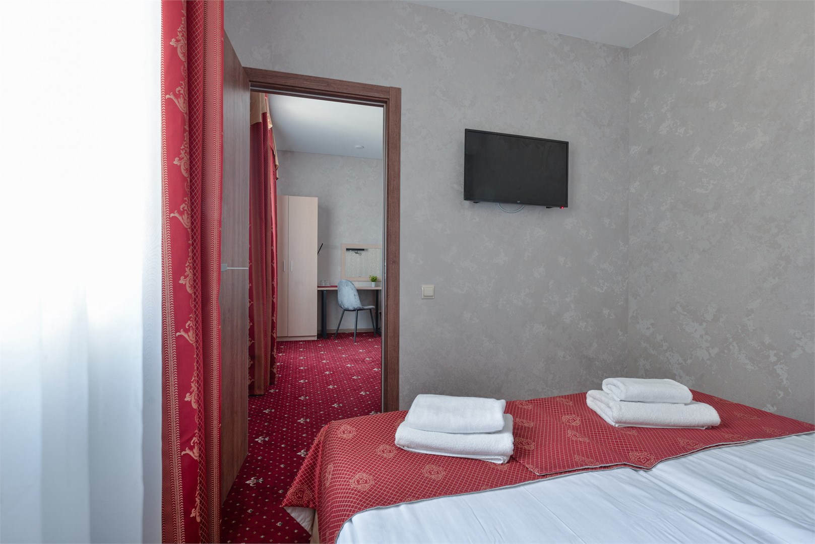 Люкс 4-местный 2-комнатный