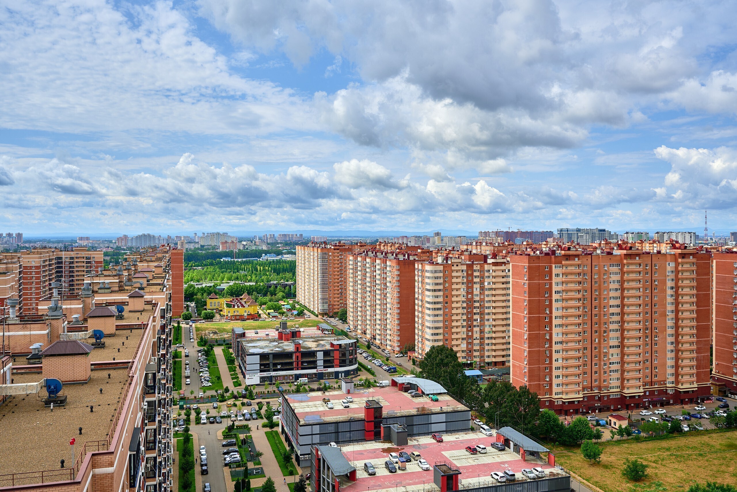 YourPlace улица им. Героя Сарабеева В.И., 9