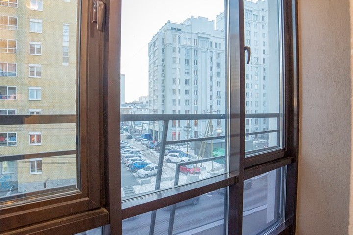 BeGuest на Щорса 53